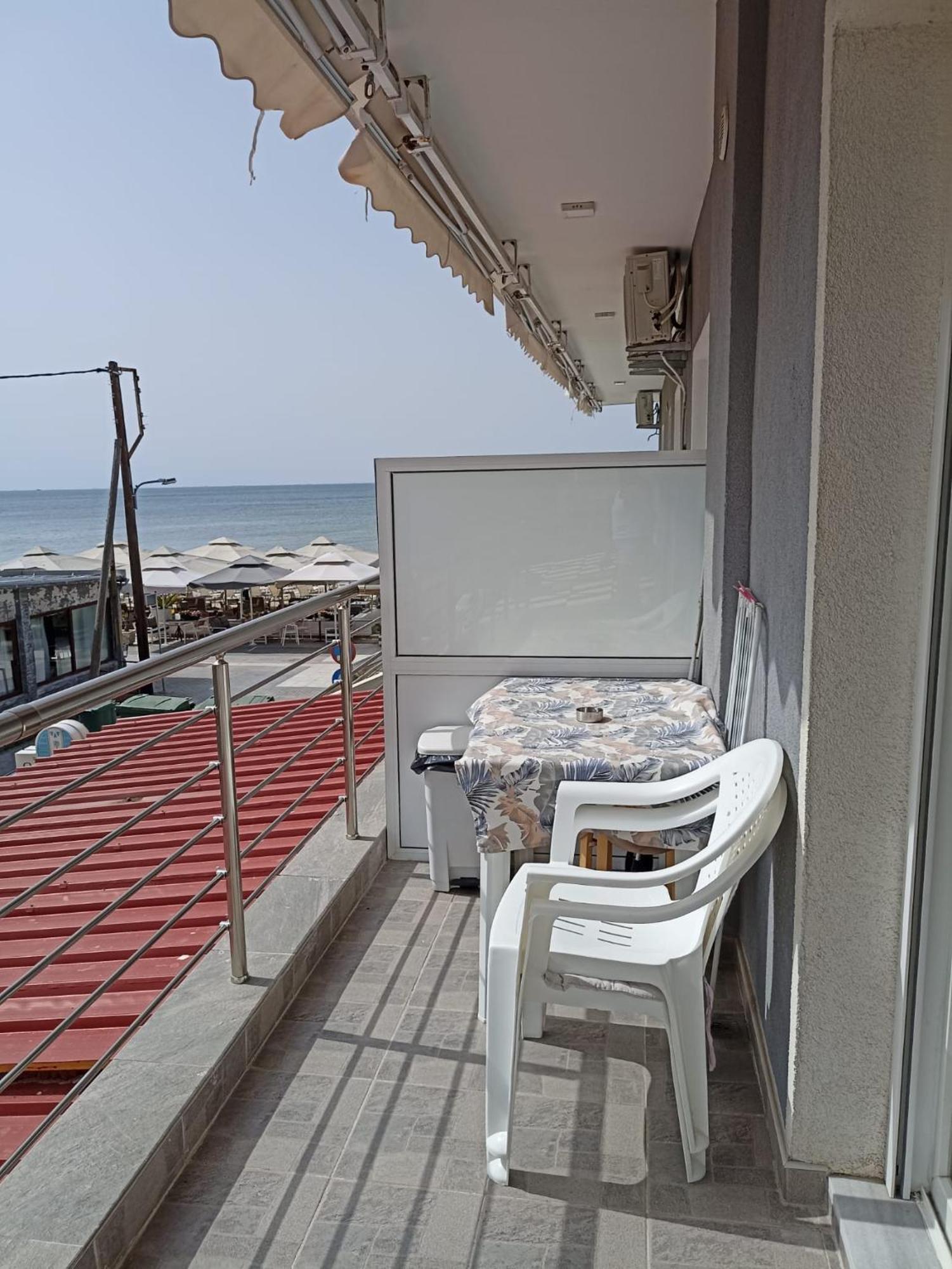 Aktis Sea View Studios Peraía Esterno foto