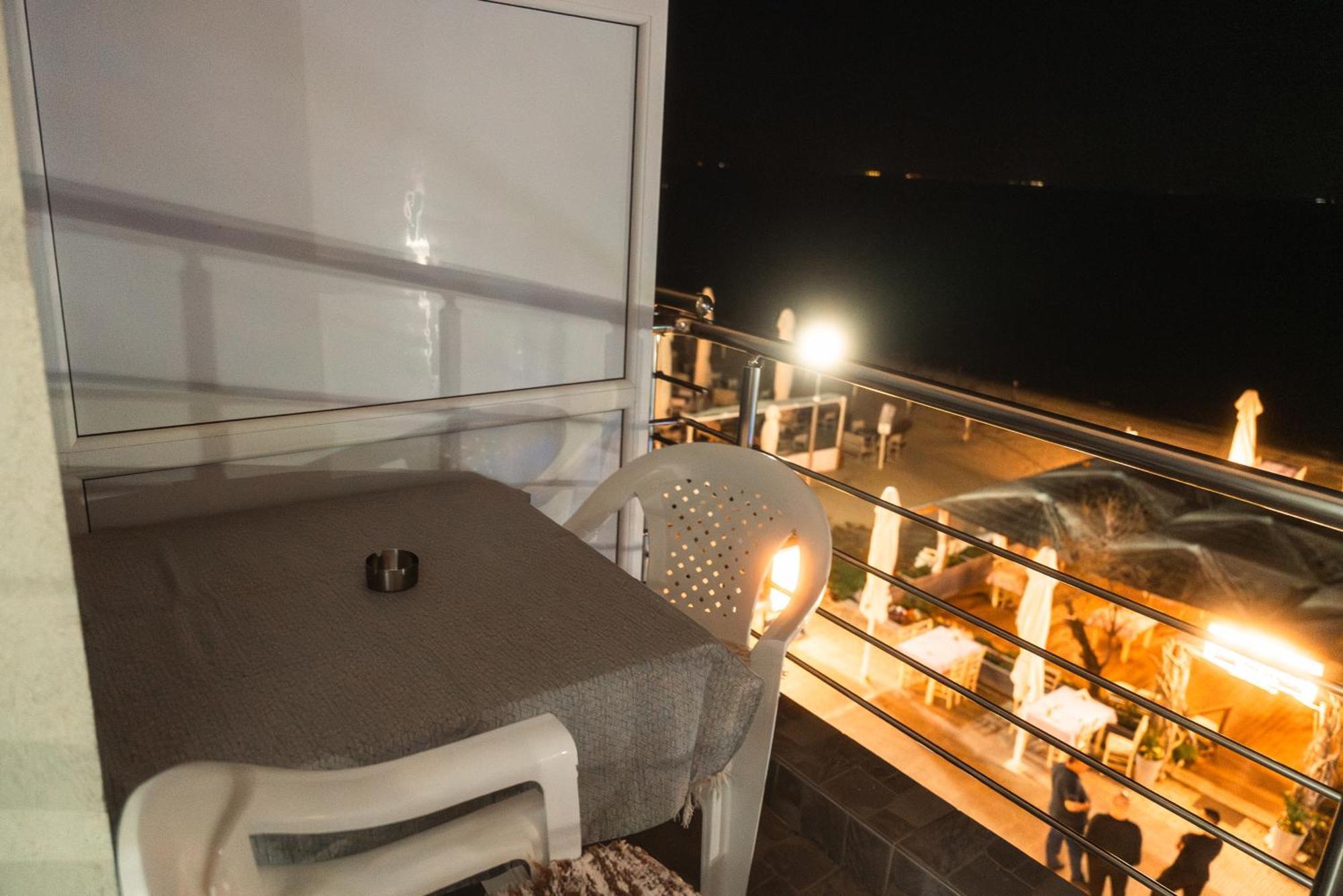 Aktis Sea View Studios Peraía Esterno foto